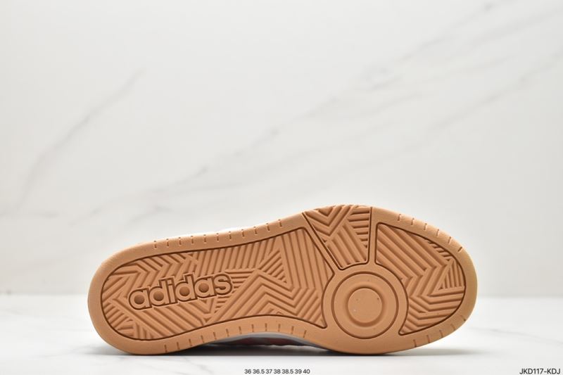 Adidas Sneakers